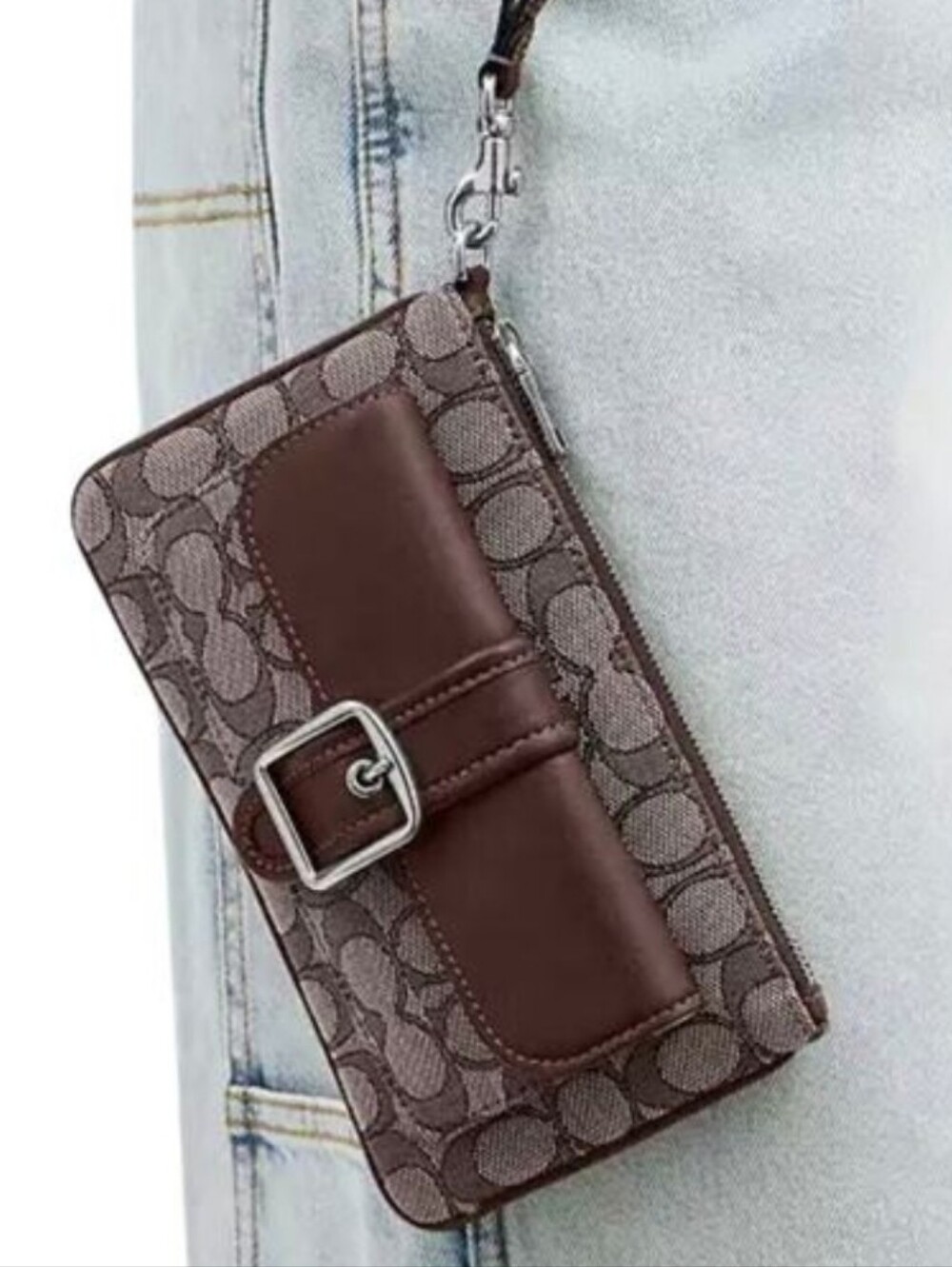 Coach Ashton Signature Canvas Wristlet Brand New!💖 - Picture 3 of 7